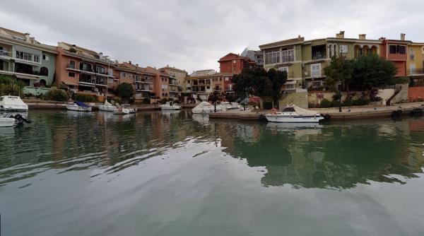 Spania, vizitată de peste 10 milioane de turiști străini în august. Încasări record