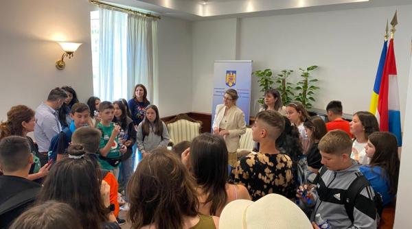 Câți români trăiesc în Luxemburg și cu ce se ocupă aceștia. Ambasadorul Livia Rusu: "Ceea ce m-a surprins este dinamica specială a comunității românești!" - VIDEO 