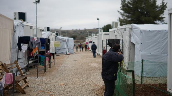 Germania ia măsuri dure împotriva migranților: controale la frontiere, reducerea ajutoarelor. Politica "ușilor deschise" a lui Merkel s-a încheiat