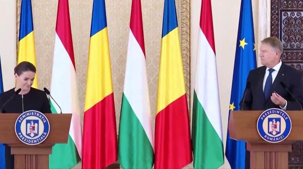 Klaus Iohannis, primit cu căldură la Budapesta de președinta Ungariei