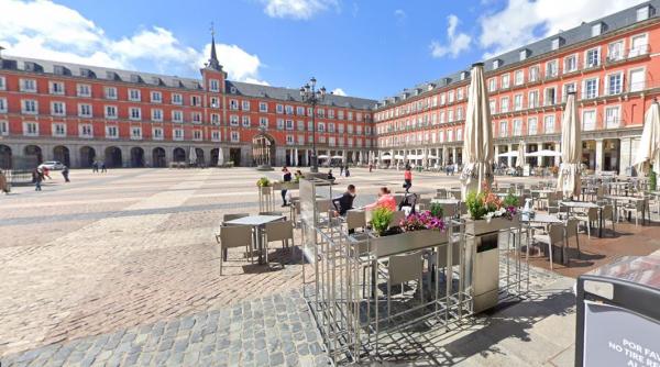 Unde sunt cele mai mari salarii din Spania. Topul orașelor și cartierelor