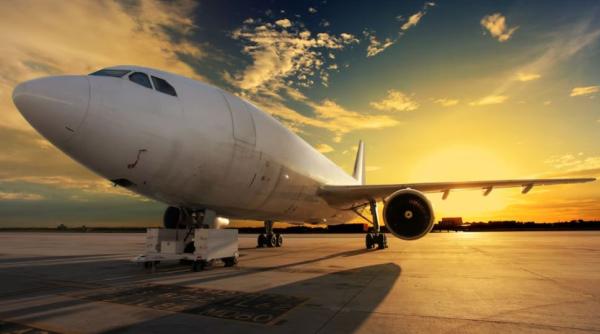 Aeroport din Italia, închis, vineri, timp de o oră. Mai multe zboruri, redirecționate către alte orașe. Mii de pasageri au fost afectați!