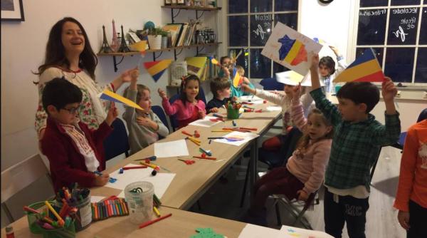 Educația, în strategiile autorităților pentru reîntoarcerea acasă a românilor din Diaspora. O dezbatere esențială pentru o țară cu 8 milioane de cetățeni în afara granițelor