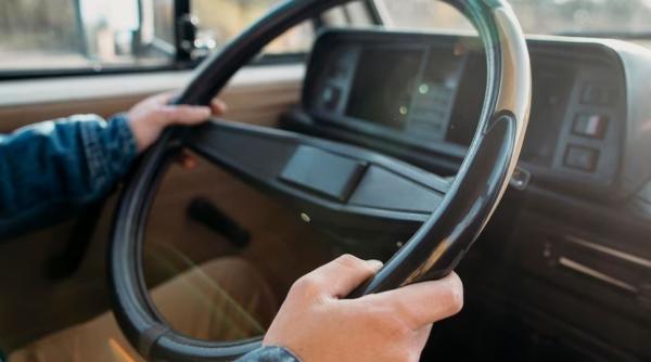 Controale pe drumurile periculoase din Italia: peste 200 de persoane au rămas fără permis în două luni