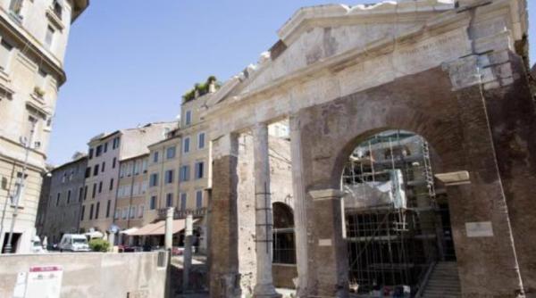 Alertă cu bombă în cartierul evreiesc din Roma. O școală a fost evacuată