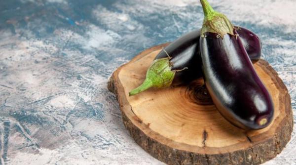 Vinete prăjite cu carne tocată, un preparat delicios, gata în 30 de minute