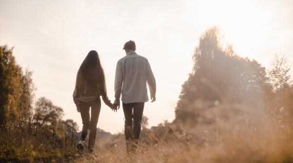 Horoscop dragoste: Ce zodii vor avea parte de o idilă ca în filme în luna noiembrie