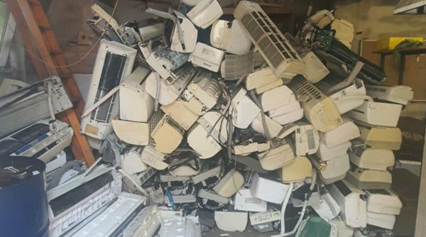 Italia. Români, afacere ilegală cu deșeuri periculoase: Amendă de până la 26.000 de euro