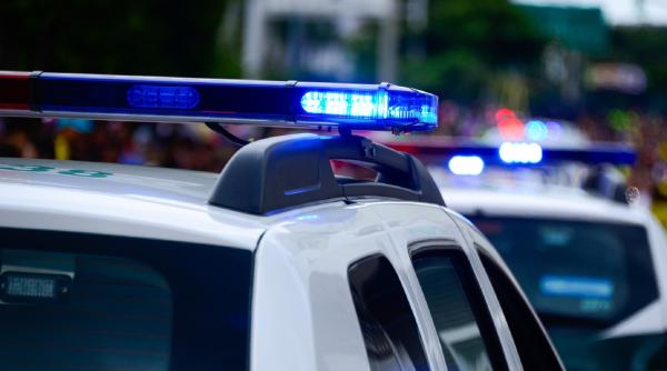 Schimb de focuri pe străzile Italiei: patru carabinieri au fost răniți, după ce un șofer nu a oprit la stop