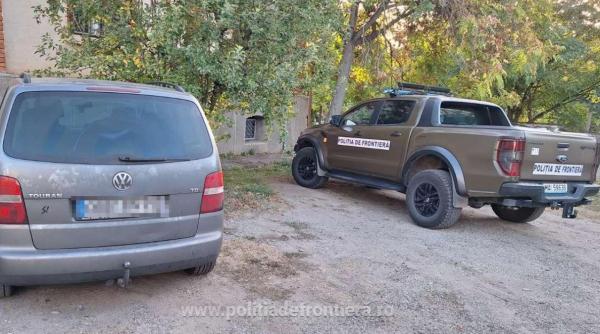 Un bărbat a rămas pieton la vamă. Polițiștii au descoperit că automobilul fusese furat din Germania