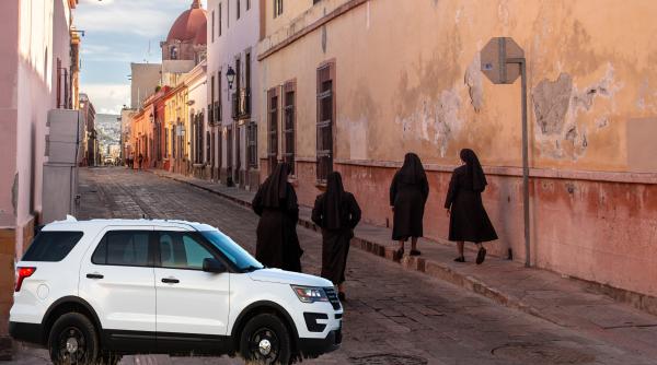 Italia. Mai multe călugărițe au dat cu mașina peste o tânără, apoi au plecat de la locul accidentului: „Ridică-te și mergi, nu ești rănită”