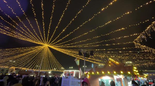 Primăria capitalei se pregătește de sărbători: Luminițe de Crăciun în valoare de aproape cinci milioane de lei