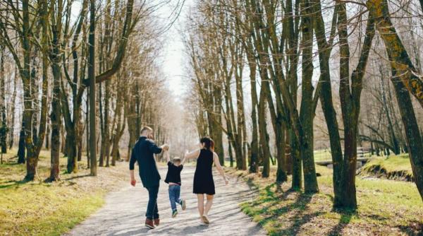 Horoscop special, 25-29 octombrie 2023: Rac, pleci într-o călătorie de afaceri. Vărsător, ai de confruntat provocări. Previziuni complete