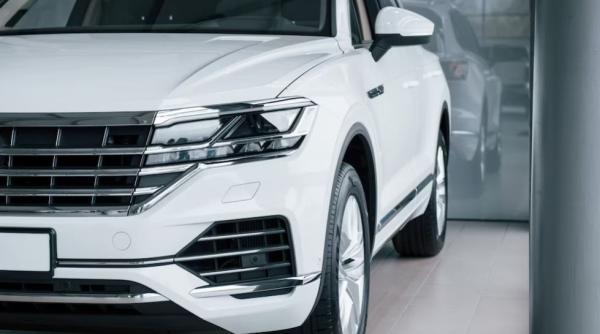 Autoturism de 70.000 de euro furat în Germania, găsit de poliţişti în județul Bacău