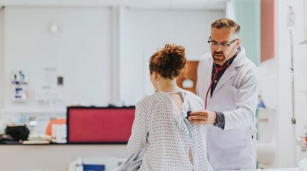 Cercetătorii anunță dezvoltarea cu succes a unui dispozitiv nanotehnologic revoluționar pentru combaterea cancerului