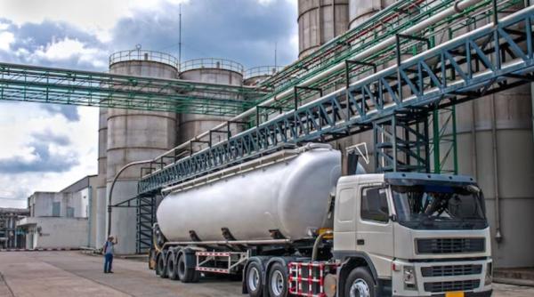 Banca Mondială anunță o nouă criză a petrolului: prețul poate ajunge la 150 de dolari