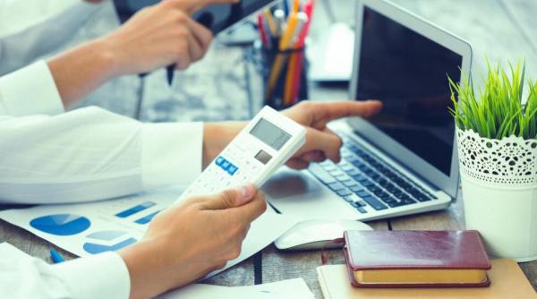 Grecia oferă bonusuri de până la 3.000 de euro cetăţenilor care raportează evaziunea fiscală