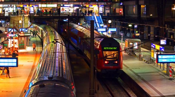 Trasee noi, vagoane vechi: Companiile se străduiesc să revitalizeze călătoriile cu trenuri de noapte în Europa