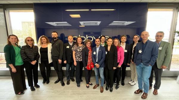 „Cu ei cred că ar trebui să ducem muncă de convingere.” Dr. Diana Păun, despre cele două categorii medicii români din diaspora / VIDEO