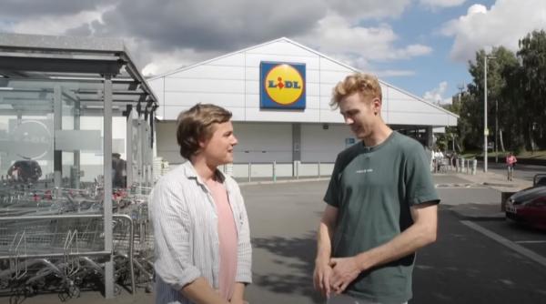 Polonezii, revoltați după declarațiile celor doi influenceri britanici care au zburat în Polonia ca să meargă la cumpărături