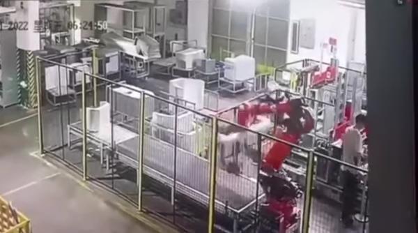 Tragedie în Coreea de Sud: Bărbat ucis de un robot de manipulare a cutiilor de legume