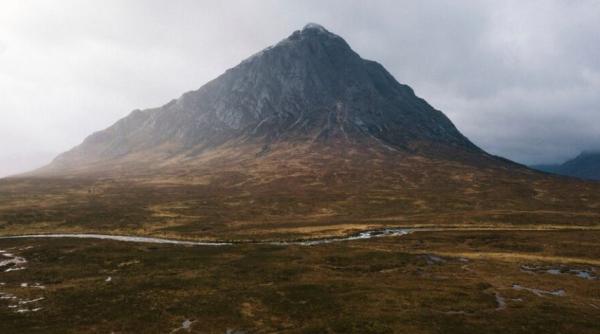 Stare de urgență în Islanda: mii de cutremure și o erupție vulcanică iminentă