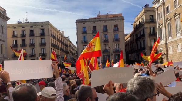 Protest masiv în Spania. Zeci de mii de oameni în stradă, după ce cabinetul Sanchez a anunțat că-i amnistiază pe separatiștii catalani