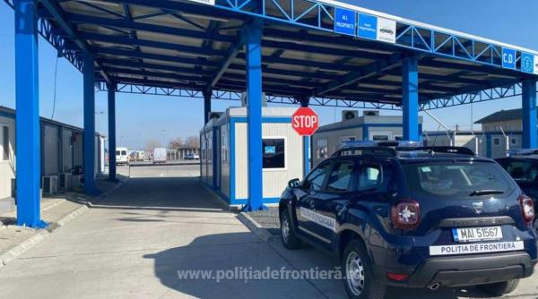 Camion, în drum spre Germania, oprit la frontieră. Șoferul s-a ales cu dosar penal, după ce polițiștii au verificat compartimentul de marfă