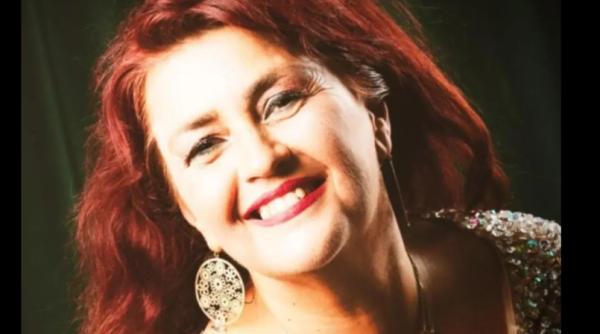 Cine este Rona Hartner, artista despre care sora sa spune ca "își trăiește ultimele clipe"