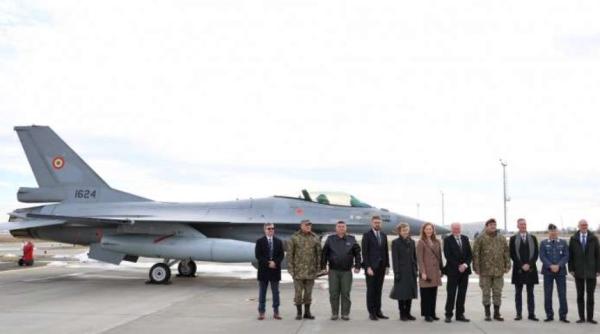 Cumpărate de România din Norvegia, primele trei aeronave F-16 au aterizat la Baza Aeriană de la Borcea