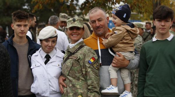 Maria, mamă a patru copii, devine militar în armata română, după 18 ani de muncă în Italia