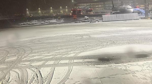 Peste 100 de români, blocați la Munchen după ce au fost dați jos din avion și lăsați să se descurce: „În aeroport nu era nimeni care sa ajute pasagerii. NIMENI!“