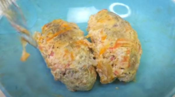 Sarmale leneșe de post fără carne, cu sos delicios de ceapă și morcovi. Rețeta simplă