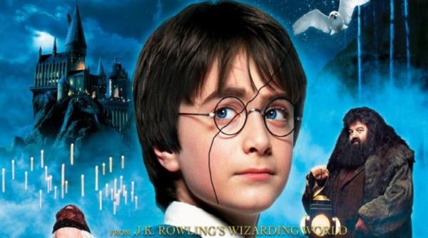 O femeie din Scoția s-a îmbogățit peste noapte, după ce a vândut o carte Harry Potter cu 64.000 de euro