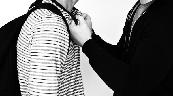 Tentativă de omor la Roma: un moldovean, atacat de un român în plină stradă. Victima, în stare gravă