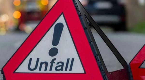 Șofer român, în stare gravă după un accident pe o autostradă în Germania: A intrat din plin cu duba într-un șantier rutier