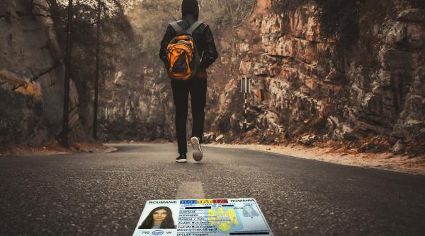 Buletinul electronic, gratuit în următorii cinci ani. Guvernul a adoptat legea