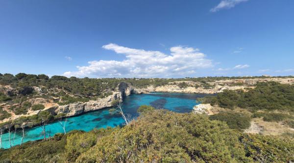 Spania, pe cale să doboare recordul turiștilor străini: anul trecut a încasat peste 100 de milioane de euro