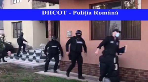 Dosar mamut de proxenetism, spălare de bani și evaziune; prejudiciu de un milion de euro: Românce, obligate să se prostitueze în Austria, Germania și Olanda