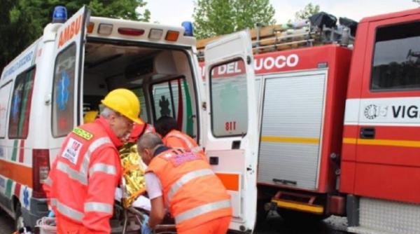 Un român, la un pas de moarte în Italia: acoperișul casei a căzut peste el în timpul nopții