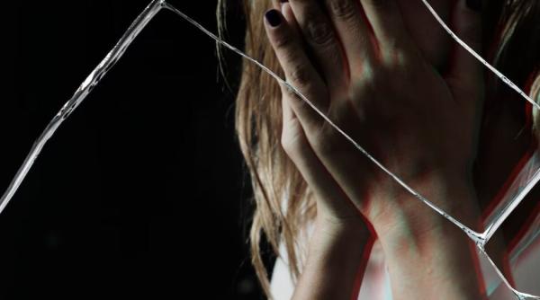 Italia. O româncă și-a făcut curaj și, după 20 de ani de chin, și-a denunțat soțul pentru violență domestică