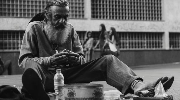 De la hoț la erou: „Credeam că partenerul de afaceri fură, în schimb ducea mâncare celor fără adăpost”