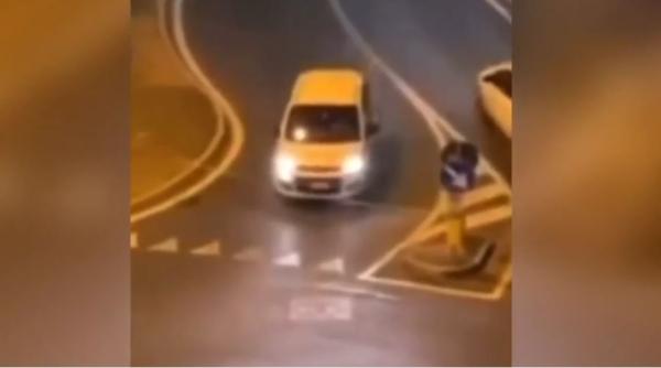 Capcană mortală pentru șoferi, pusă pentru amuzamentul unui grup de tineri, în Italia 