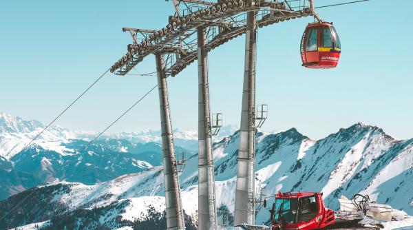 Femeie blocată toată noaptea în telecabina de schi: „Am țipat, dar nu m-a auzit nimeni. Am înghețat 15 ore în întuneric"