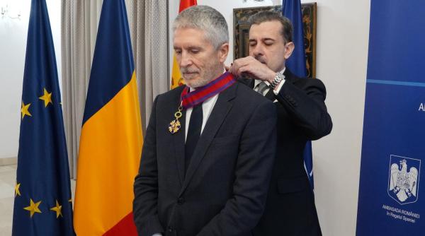 Ministrul de interne spaniol, decorat de Iohannis cu Ordinul "Steaua României" în grad de "Mare Ofiţer", pentru susținerea intrării României în Schengen