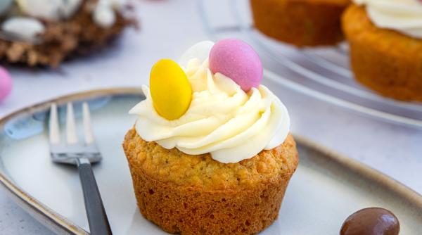 Brioșe Vegane cu Morcovi: Reinterpretarea gustului clasic într-o variantă sănătoasă