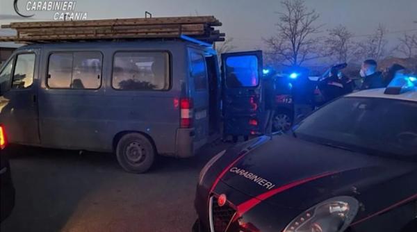 Român, arestat în Italia după aproape șapte ani de când ar fi pus capăt vieții unui om și i-a ascuns trupul; totul, pentru câteva lăzi de fasole verde