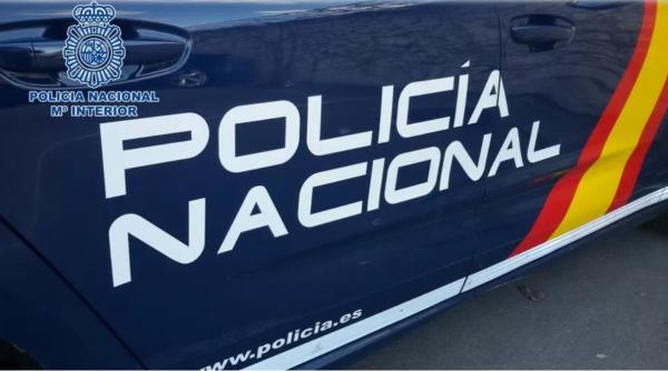 Val de indignare în Spania. Un român care a intrat într-o secție să ceară ajutorul a fost bătut de un polițist: "Doamne, unde am ajuns?"