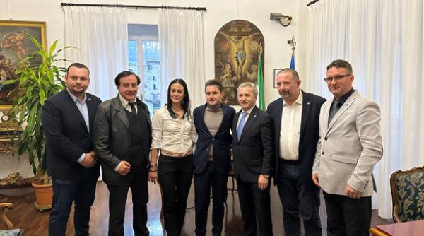 Deputatul de diaspora Valentin Făgărășian s-a întâlnit cu primarul unei localități din Italia: Propuneri importante pentru muncitorii români