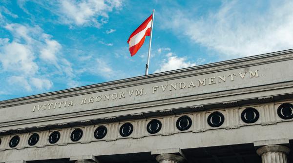 Partidul Comunist din Austria a obținut locul doi la alegerile din Salzburg. Nehammer, în corzi